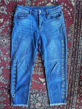 For the Republic Denim - Cropped Women's Jeans with Grommets